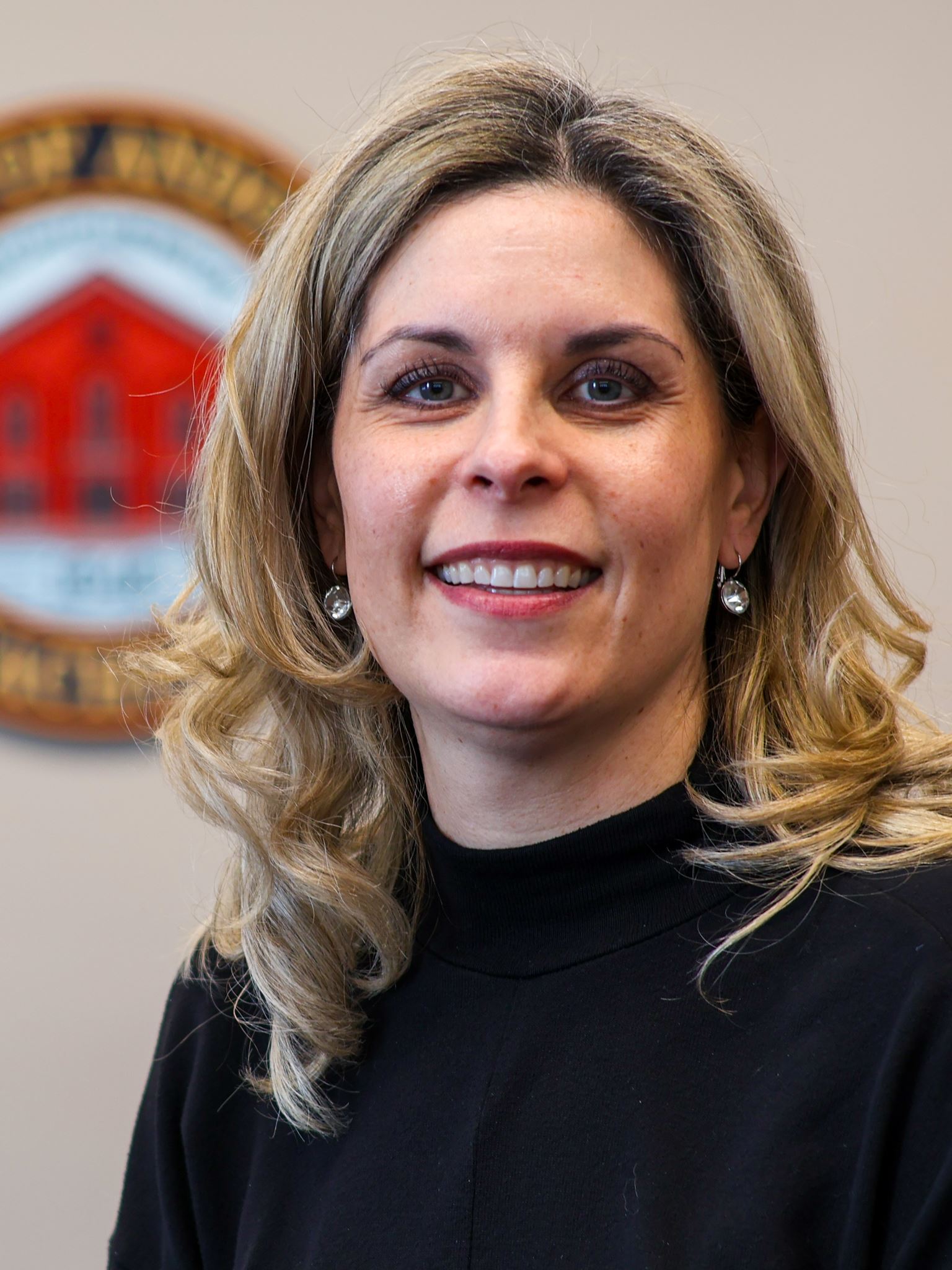 Amy Heidebrecht Headshot